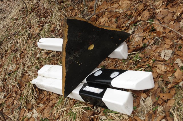 Roll Ende Straßen Mark ier ungs Drei Eck